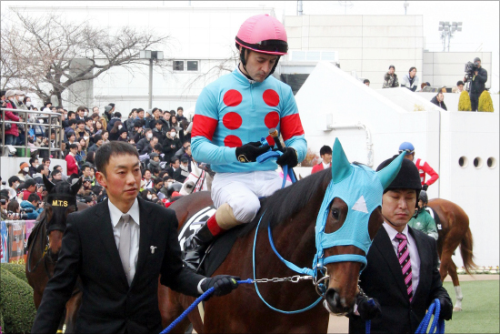 デムーロ「1日6勝」かっさらうもルメール「0勝2着だらけ」で明暗......2018リーディング「第一戦」はワンサイドゲームの画像2