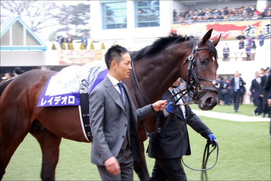 JRA宝塚記念【最終追い切り総括】マカヒキ「超絶自己ベスト」で完全復活!?　「最強の1勝馬」エタリオウが見せた悪癖に一抹の不安......の画像2