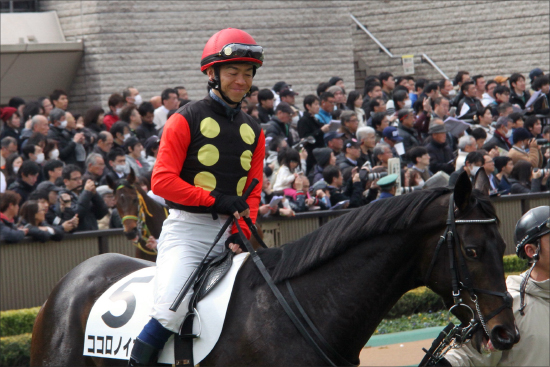 JRAルメール「ピースサイン」北村宏司落馬後の行動が物議。「容態知らず？」もヒンシュク拡がるの画像2