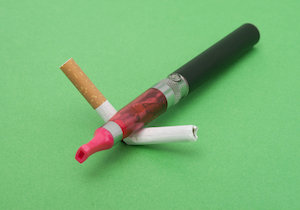 加速する「タバコ」規制の最新事情～「電子タバコ」「非燃焼・加熱式タバコ」の行方の画像1