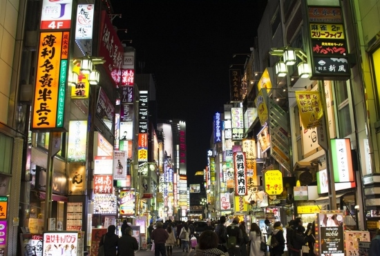 歌舞伎町の客引きは、なぜ1カ月でごっそり入れ替わる？確実にぼったくり店行きの事情の画像1