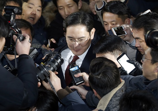 サムスン副会長に逮捕状請求、韓国財閥に一斉捜査で底なしの経済危機か…国家的機能不全もの画像1