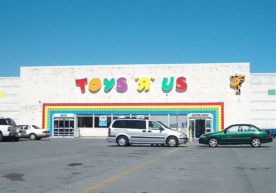 巨人・トイザラスすら破産させた「アマゾン猛威」で、小売店が記録的ペースで倒産しているの画像1