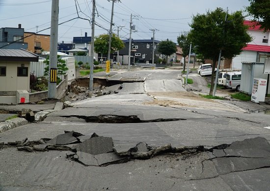 北海道地震、発生2日前に前兆現象か…大気中の電波に異常、首都圏でも大地震起きる可能性の画像1