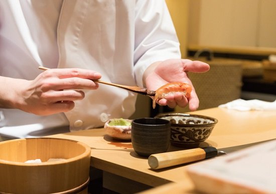 寿司屋で「梅」より高価な「竹」を多く売る方法…アンカリング効果の活用より検証の画像1