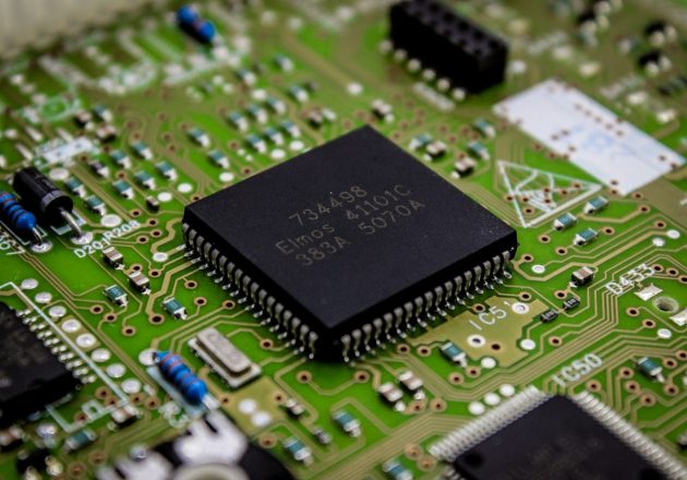 エヌビディアやブロードコムが開発を急ぐ光電融合技術の可能性と課題…通信技術領域のゲームチェンジャー？