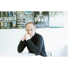 ピーター・バラカンが語る、インターFM の音楽重視改革「僕らはリスナーのためにラジオを作る」
