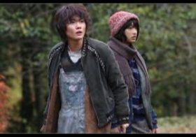 “半SF”映画としての『太陽』ーー演劇性重視のアプローチで描きわけた2つの世界