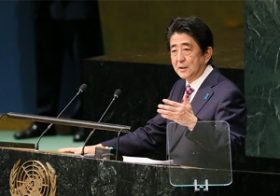 安倍は国連で「難民受け入れより女性の活躍」、菅は福山結婚に「子供を産んで国家に貢献」…こいつらこそ日本の恥だ！