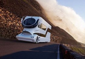 1億円のキャンピングカー!?　最新技術を駆使した“動く豪邸”は果たして売れるのか？