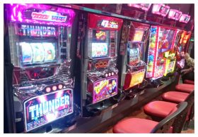 パチスロ超弩級の「カジノマシン」に続き「超速AT」も誕生!! 革命メーカー「激動の2018年」を振り返る