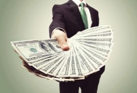 流行の「ラップ口座」は絶対契約するな！愚の骨頂　バカ高い手数料でぼったくり