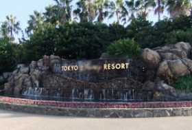 ディズニーR、“殿様商売”でも9割リピートの謎　裏に莫大なコスト＆安売りできない宿命