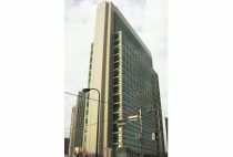 アップル、繁栄終焉の兆候…アマゾン、ネット通販企業の枠出て「アップル超え」目前