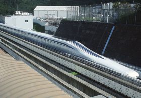 リニア新幹線、「絶対にペイしない」（JR東海社長）のに税金3兆円投入を安倍首相が決断…異例優遇の事情