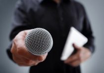 仁科亜季子 ブログで元夫 松方さん哀悼 1週間後に 年下ボーイフレンド