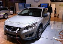 タカタと自動車メーカーが闇に葬った 不都合な真実 エアバッグ破裂 調査