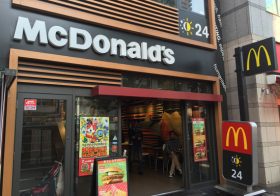 マックとユニクロ、外から見えない「儲かる仕組み」…レシートに「ミズ￥0」印字、レイアウトはスーパーに酷似