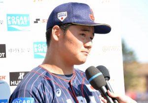 超有名プロ野球選手 用具メーカーに大量に無償提供を要求 タニマチにバラ撒く