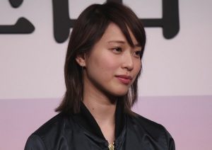 映画突然降板の真木よう子 深刻な状態か 打ち上げでトイレ立てこもり 事務所も制御不能