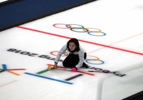 韓国人が日本のプレーを賞賛…カーリング日韓戦で観客席から「敵意」が消えた歴史的現象