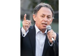 自民・公明、沖縄知事奪還のため人・カネ総動員…辺野古移設強行狙い翁長知事の遺志ないがしろ