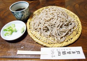 日本人が知らない年越し蕎麦（そば）の“秘密”…食べると年収が増える？