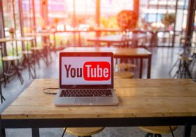 【YouTube】動画と動画の合間に入る広告を簡単にブロックしたい！