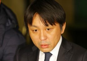 “安倍首相批判の急先鋒”菅野完氏、7年前の強制わいせつ未遂容疑で書類送検が臆測呼ぶ