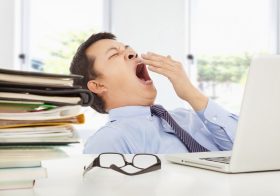 働き方改革で若手社員の会社への「貢献意欲」が減退？組織が成り立つ要件とは