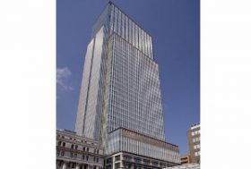 繊維、造船…“旧”花形産業、何が老舗企業の明暗分けた？加速する脱・主力事業