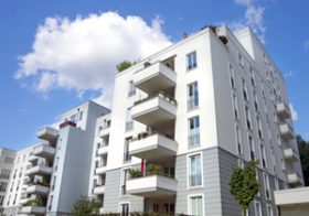 マンション異常　賃貸の家賃下落加速、5万円台が続々？購入するなら10年超の中古？