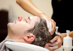 高額シャンプーは要注意？オーガニック、無添加、ノンシリコン…有害物質含有のケースも