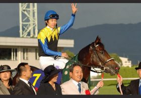 JRA全調教師に「無能」疑惑？ 欧州ディープインパクト産駒の大活躍に「何故、日本のディープ産駒は欧州で勝てないのか」という疑問再燃