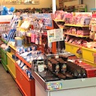 テレ朝の“マズい”グッズ売り場の売上拡大策を考える　商品陳列、顧客の視線…