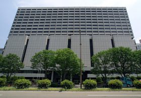 目黒女児虐待死、なぜ母親は、夫から娘への暴力を“傍観”したのか…無力感からの思考停止