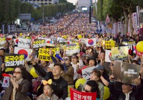 韓国、景気悪化が鮮明…自力で回復させる策がない状況、最低賃金引上げも雇用に悪影響