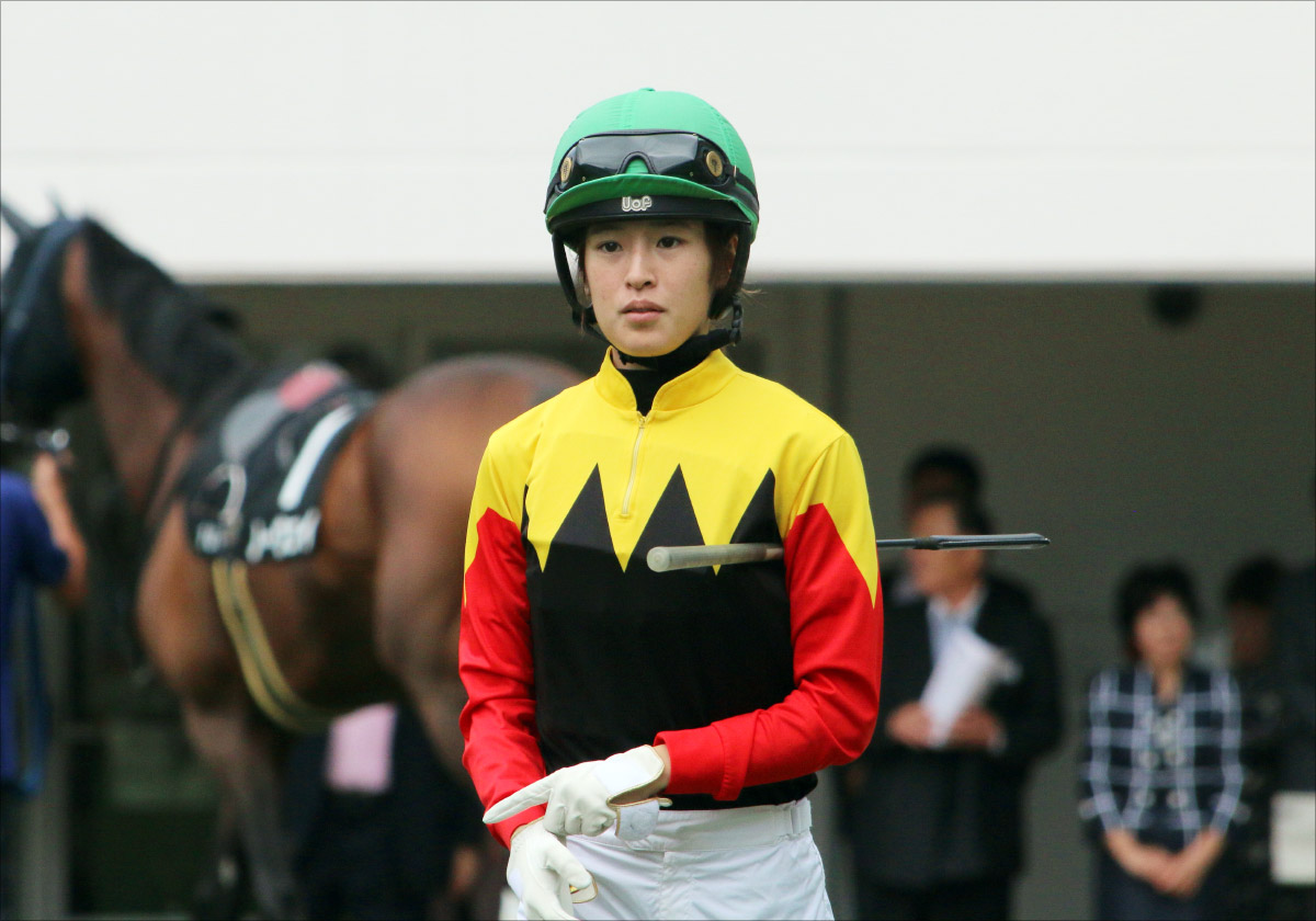 JRA藤田菜七子「107連敗」で丸3ヶ月勝ち星なし、乗り替わりの馬は人気薄で激走…後輩に「大外ブン回し」で完敗の深刻の画像1