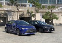 カワサキの正しい唯我独尊…EV化に目もくれず4気筒エンジン“バケモノ的”バイク投入