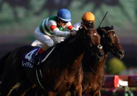 JRAジャパンC(G1)ユーキャンスマイルぶった斬り勝負!?「最速最強マルチ雀士」多井隆晴VS「メモ魔なリーチ超人」村上淳が初の予想対決!