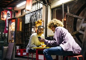 インバウンド急失速、安倍政権の政治的失策で観光業界が大打撃…タイ人誘致に躍起