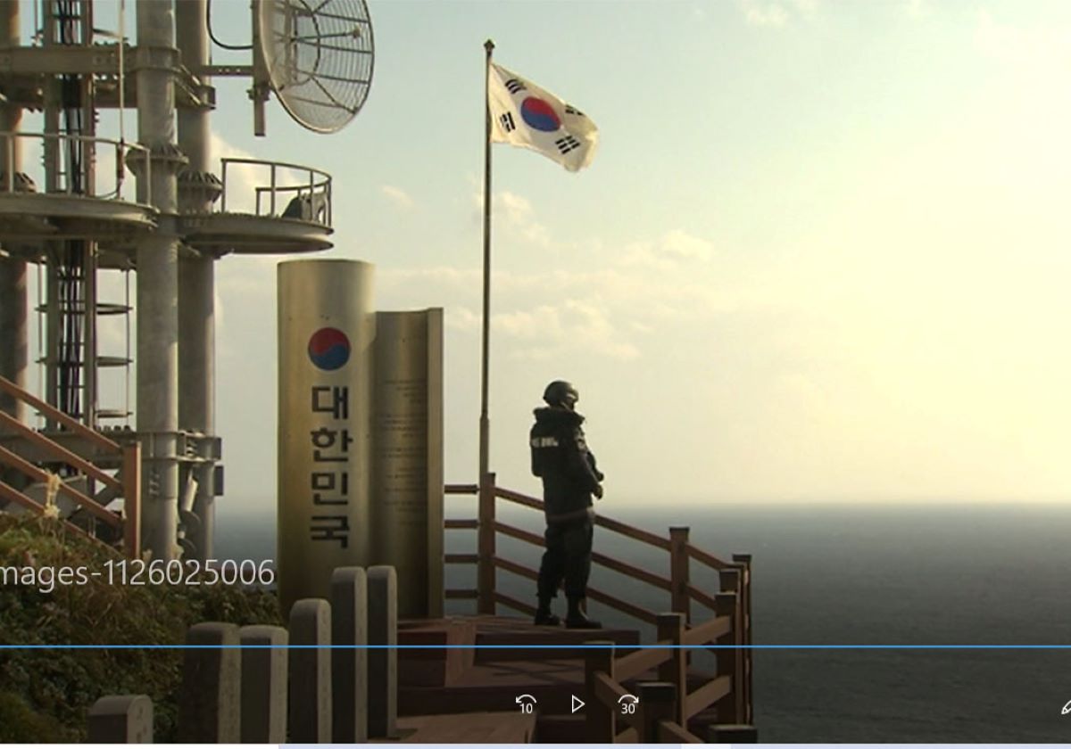 なぜ日経新聞は、企業CMに竹島に掲揚の韓国国旗＆兵士の映像を挿入したのか？の画像1