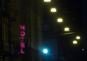 今、ラブホテルの需要が急激に高まっている理由…従業員が明かす“利用客と部屋”の裏側