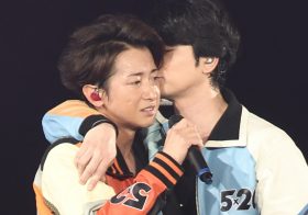 松本潤の“侮辱”発言に大野智ファンが激怒！「嵐の不仲説の元凶」「松潤いつもエラそう」