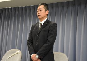 マスク高額転売の静岡県議、売上888万円で失った“信用”と露呈した“銭ゲバ感”