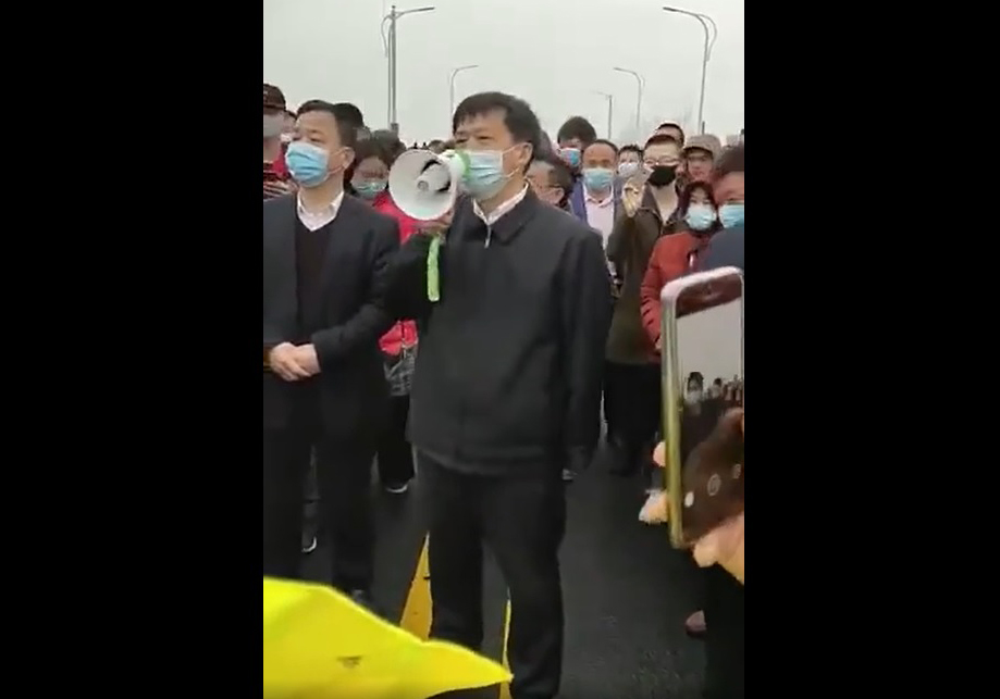 中国、湖北省の封鎖解除で隣市と争乱発生…警察同士が衝突、行政は不手際を否定の画像1
