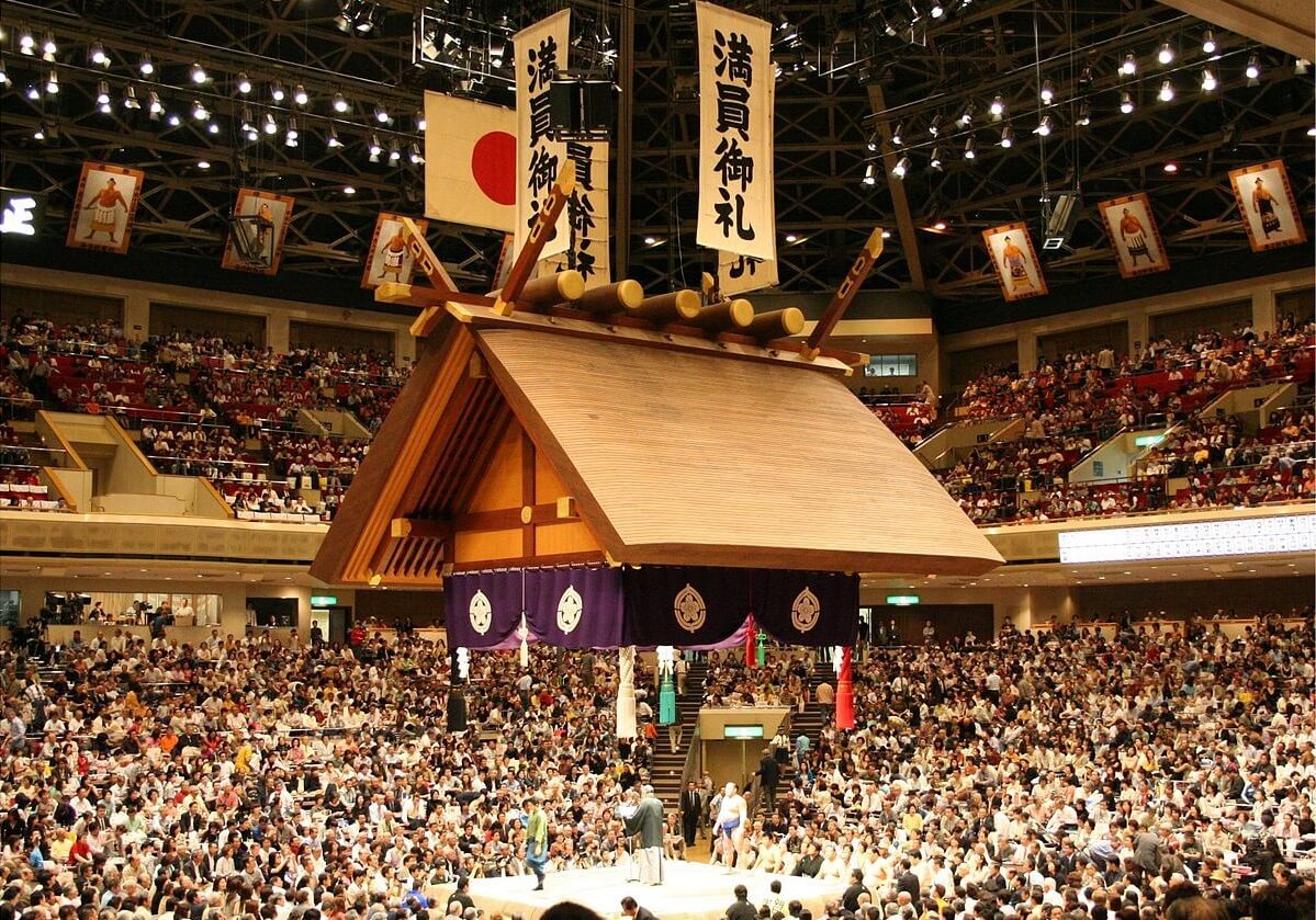 大相撲休場処分の阿炎、今場所中の会食が極めて危険な理由…2500人の命にかかわるの画像1