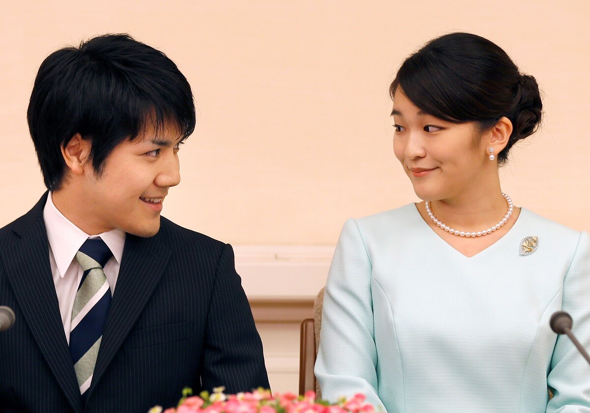 小室圭さん親子「借金900万円」報道…眞子さまの結婚一時金を“あてにしている”可能性の画像1