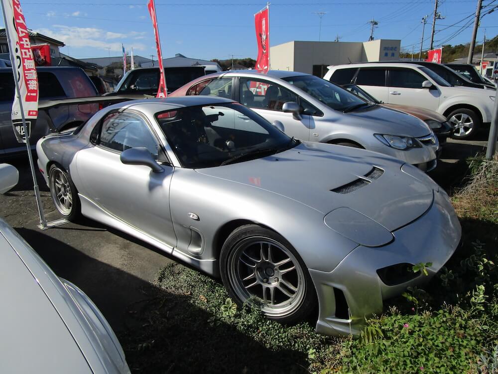 100万円以上かかっても 往年の名車 マツダrx 7をレストアして乗り回したい 埼玉の中古車店 写真がばえすぎ ビジネスジャーナル