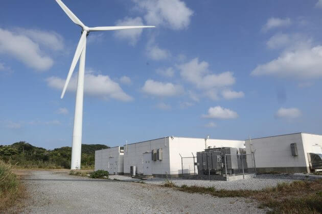 申込殺到…沖縄電力、住居屋根の太陽光パネルを無償で設置、電気代割引で停電は蓄電利用の画像29